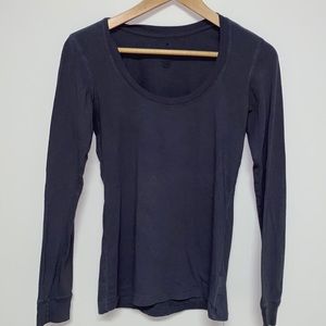 NWOT Y2K Long Sleeve Scoop Neck Shirt